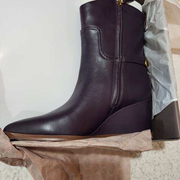 New Franco Sarto Women's Etta Pointed Toe Wedge Booties Eggplant Leather SIZE7 M - Picture 3 of 8
